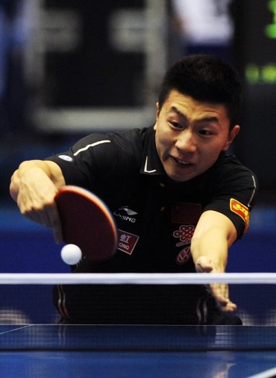 日本队鏖战印尼队,马琳状态火热 日本队鏖战印尼队,马琳状态火热