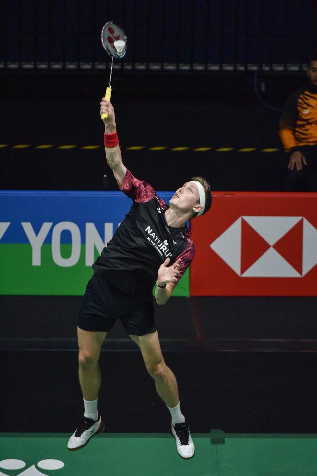 中国队横扫马来西亚队，安赛龙关键制胜