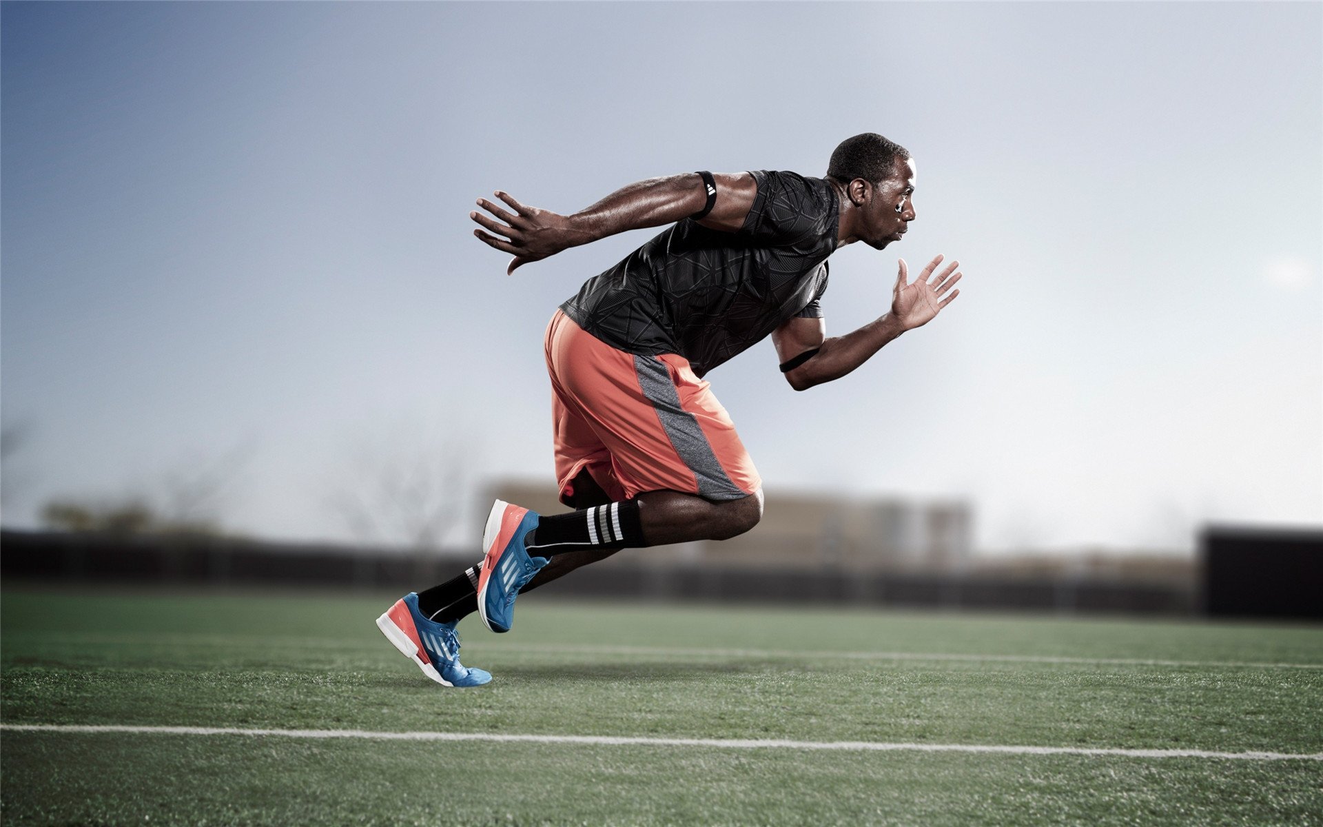 阿森纳粉碎比利亚雷亚尔，迪巴拉，从罗马城飞来的关键先生